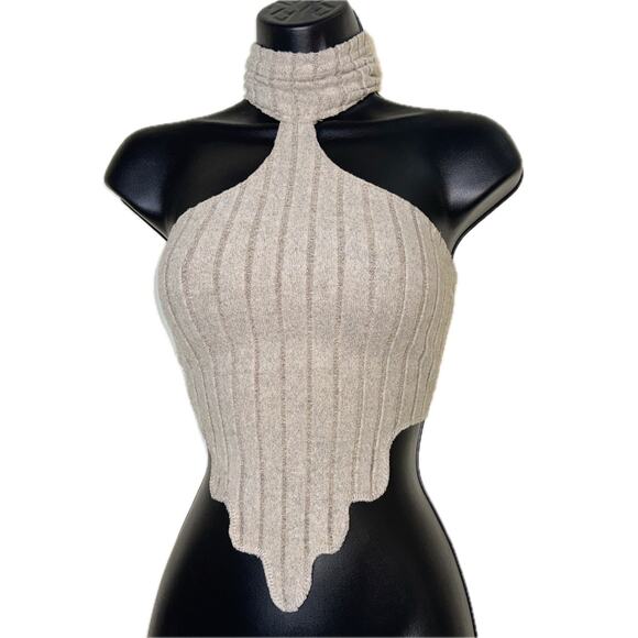 New L Khaki Gray Beige Sleeveless Turtleneck Ribbed Drip Hem Crop Triangle Top - Picture 1 of 3